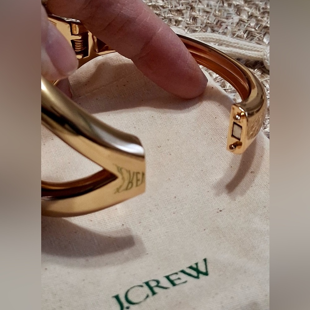 J.CREW WEARABLE ART BLUE STONE CUFF BRACELET NWT - Picture 7 of 9